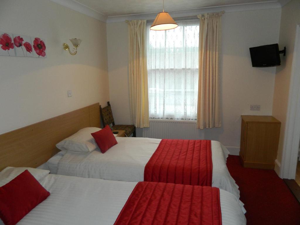 The Cedars Hotel Stowmarket Exterior photo