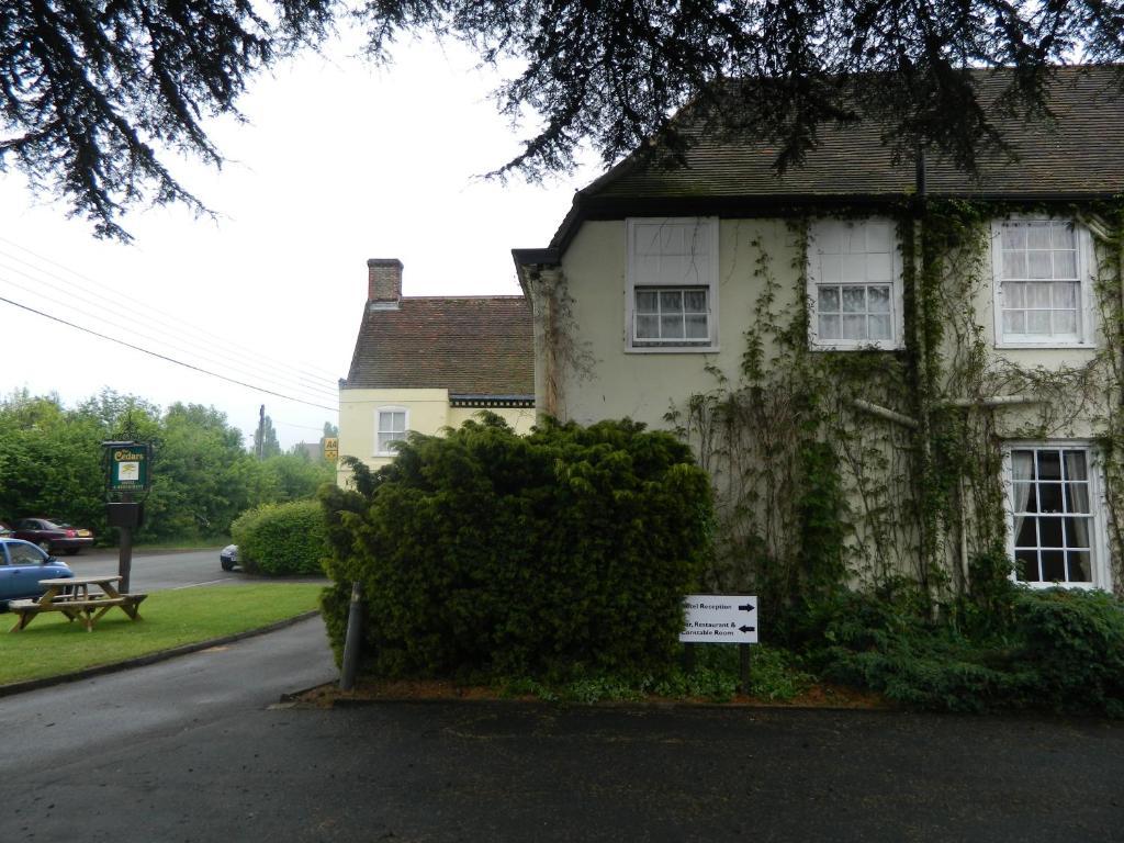 The Cedars Hotel Stowmarket Exterior photo